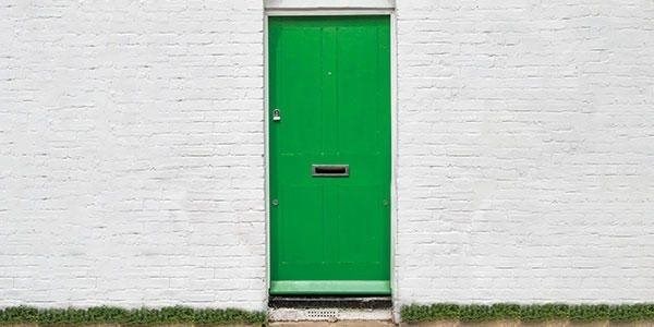 /COO/media/Media/Acuity/Summer 2020/p42Green-Door-istock-1201292582_1.jpg